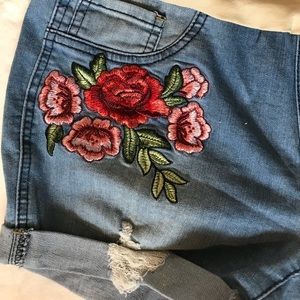 Embroidered Maternity Shorts (full belly band)